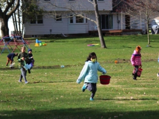 Tacoma_Hills_-_Easter_Egg_Hunt_April_2022_62 Tacoma Hills Easter Egg Hunt April 2022 62